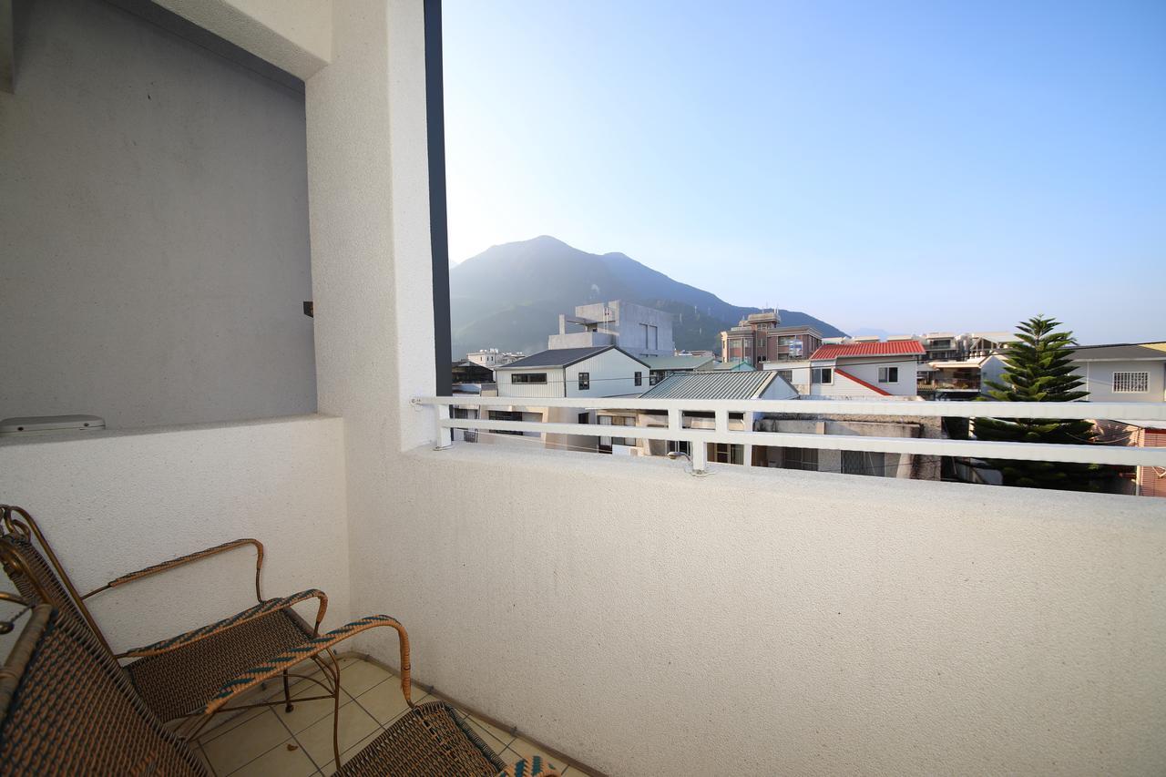五葉松民宿-電梯民宿 近慈濟中小學及慈科大及人社院 Hualien City Exterior foto